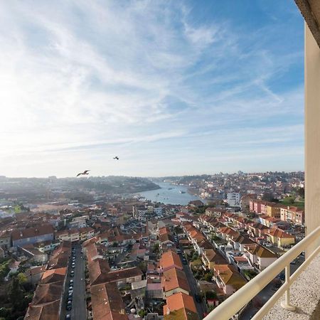 Lovelystay - 1Br Flat With Stunning Views Over Porto Vila Nova de Gaia Exteriér fotografie