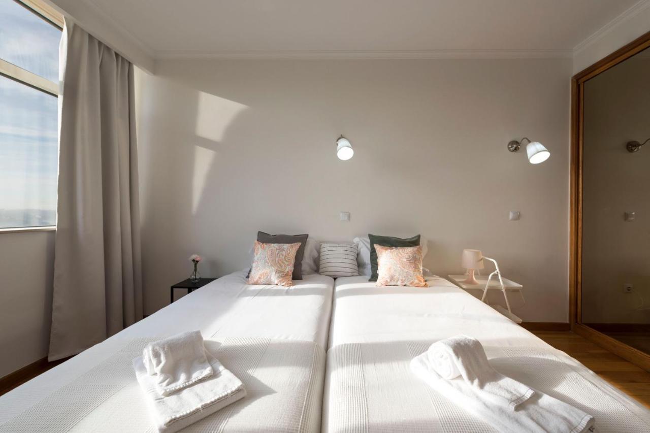 Lovelystay - 1Br Flat With Stunning Views Over Porto Vila Nova de Gaia Exteriér fotografie