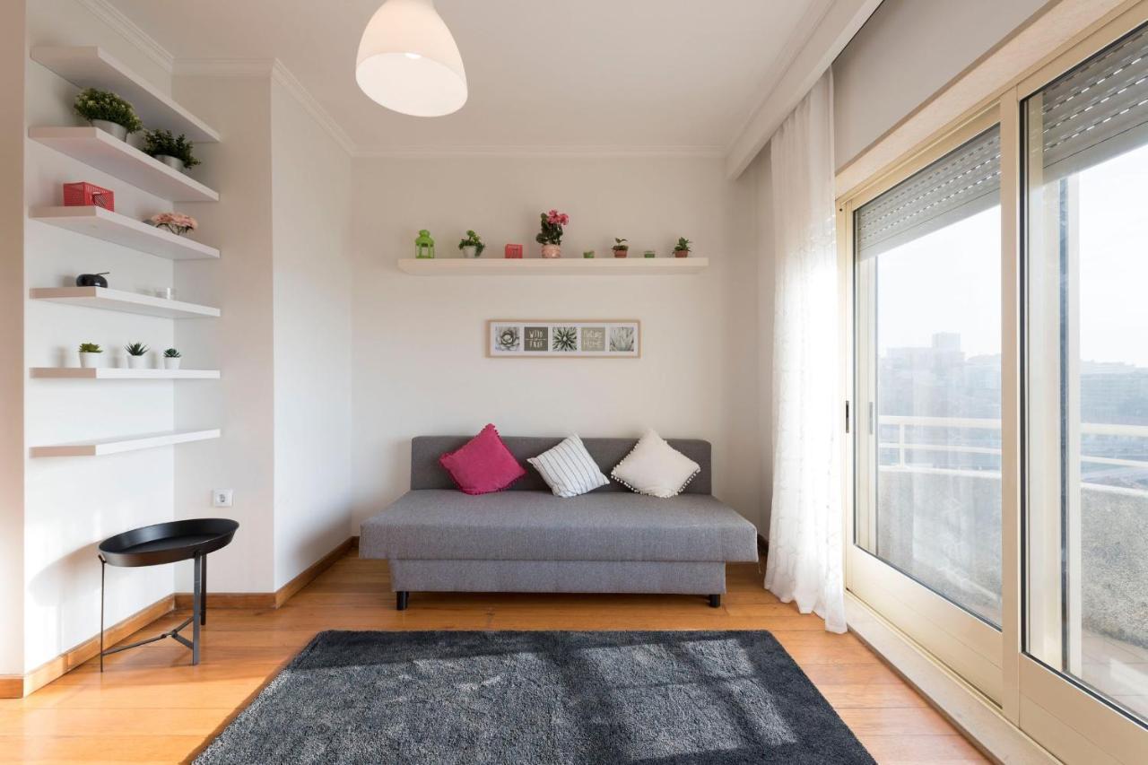 Lovelystay - 1Br Flat With Stunning Views Over Porto Vila Nova de Gaia Exteriér fotografie