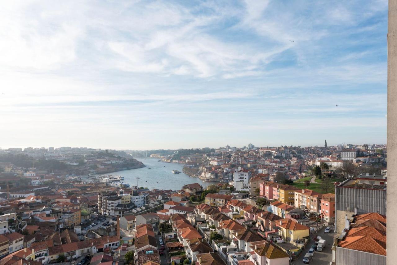Lovelystay - 1Br Flat With Stunning Views Over Porto Vila Nova de Gaia Exteriér fotografie
